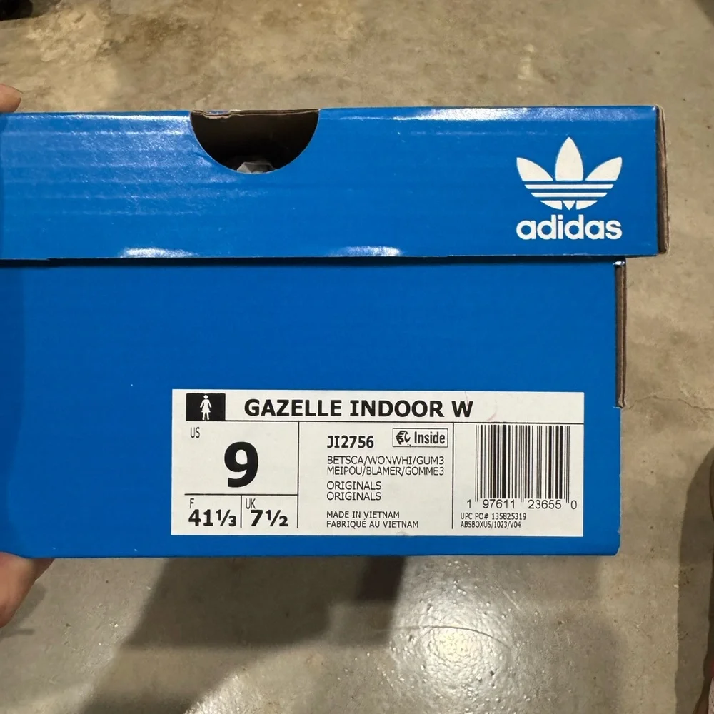 Adidas Gazelle Women size 9 — Red - Picture 7 of 7